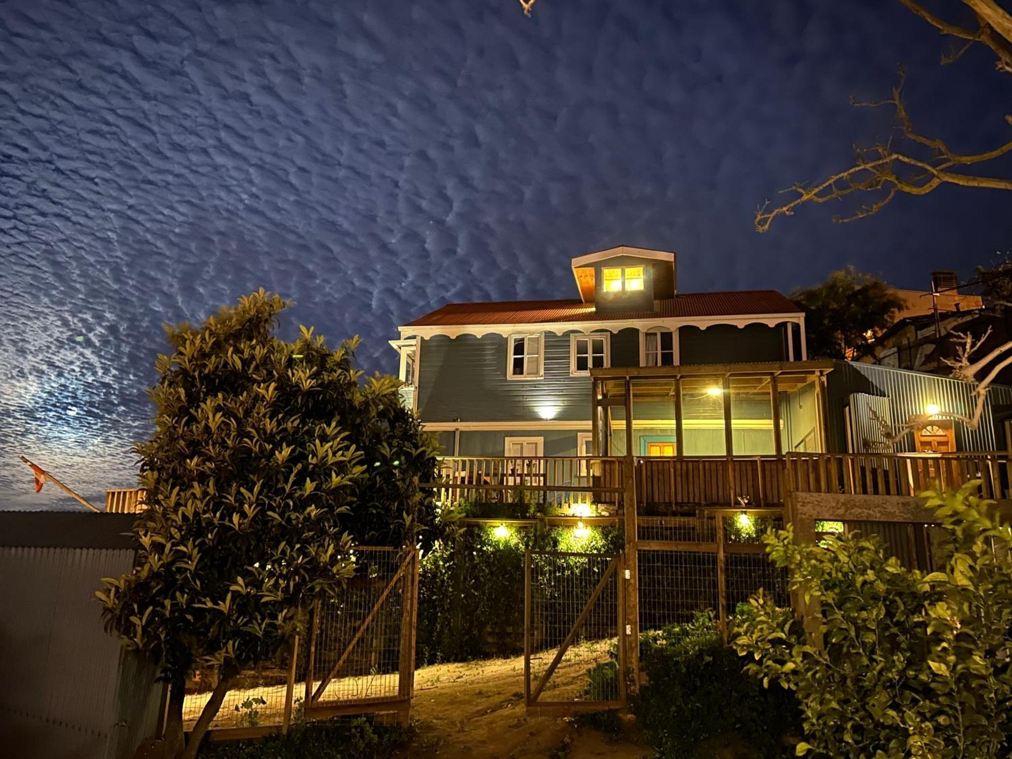 Hotel Faro Azul Valparaiso Cerro Alegre Buitenkant foto
