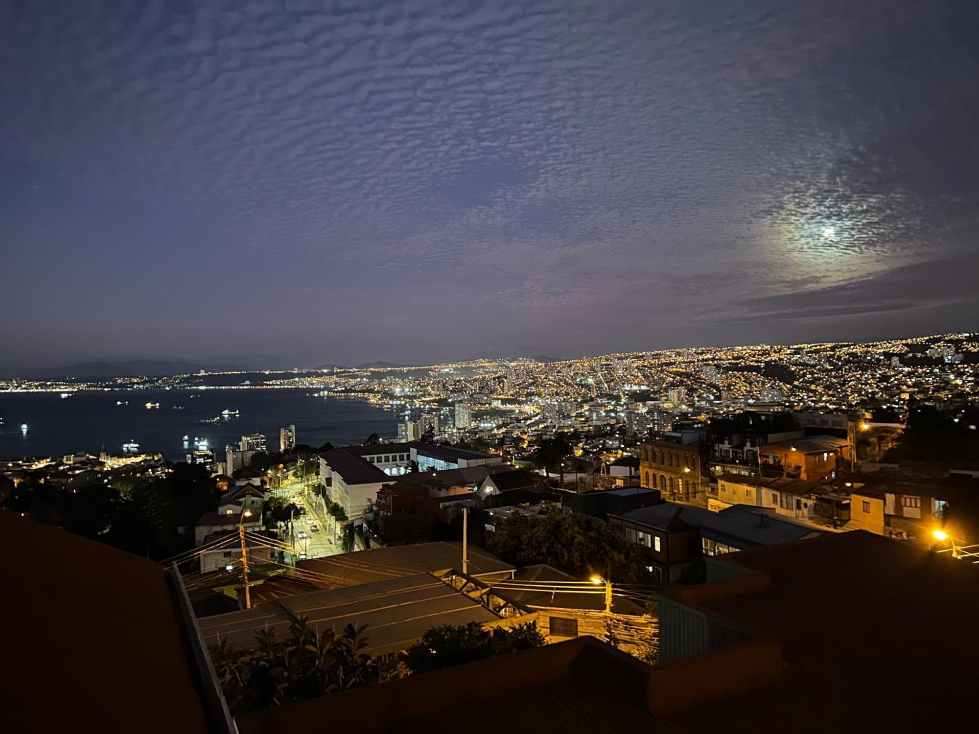 Hotel Faro Azul Valparaiso Cerro Alegre Buitenkant foto