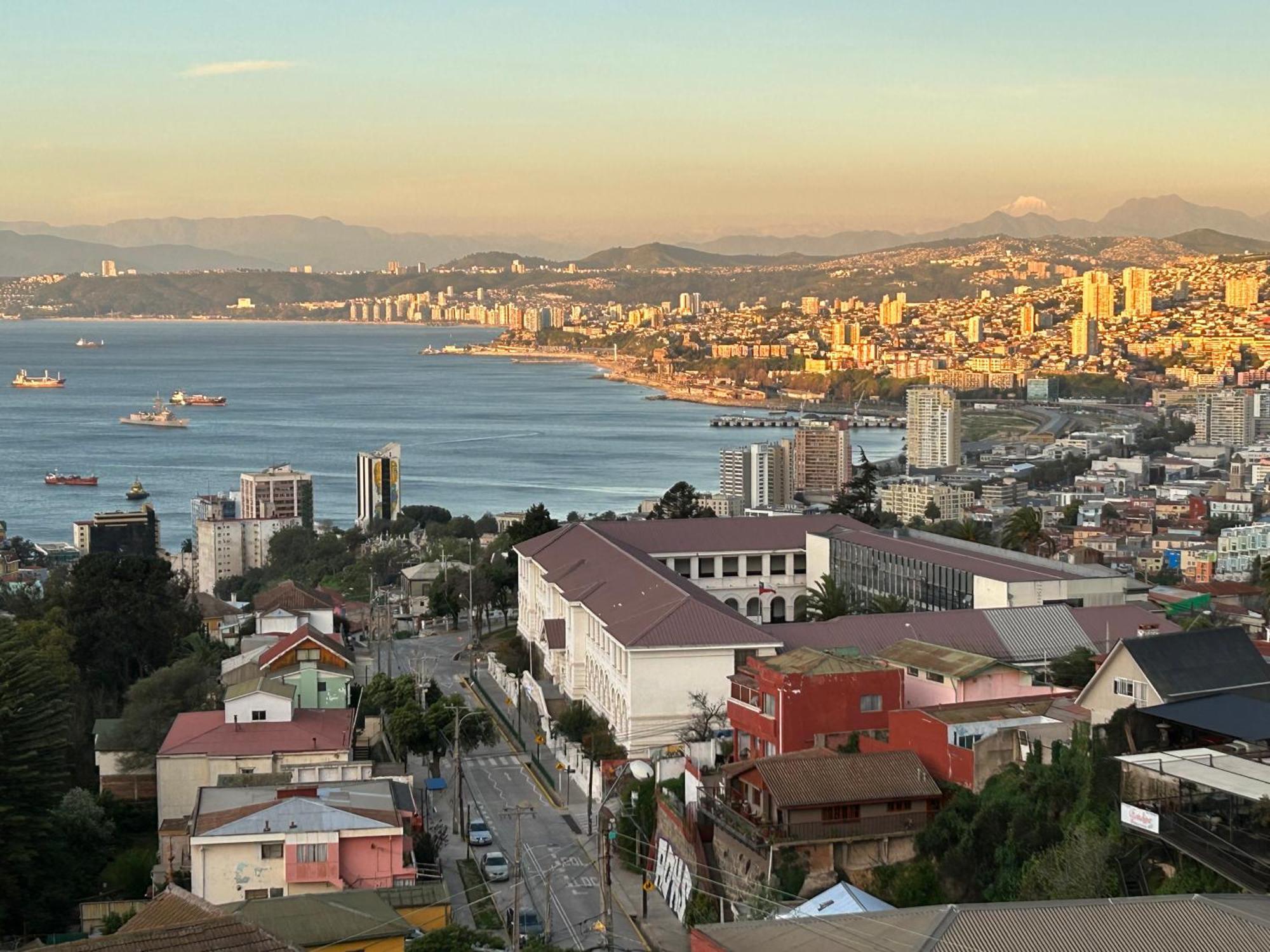 Hotel Faro Azul Valparaiso Cerro Alegre Buitenkant foto